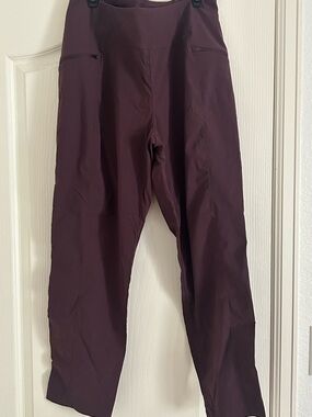 Mountain Hardwear Women's Plum Performance Joggers